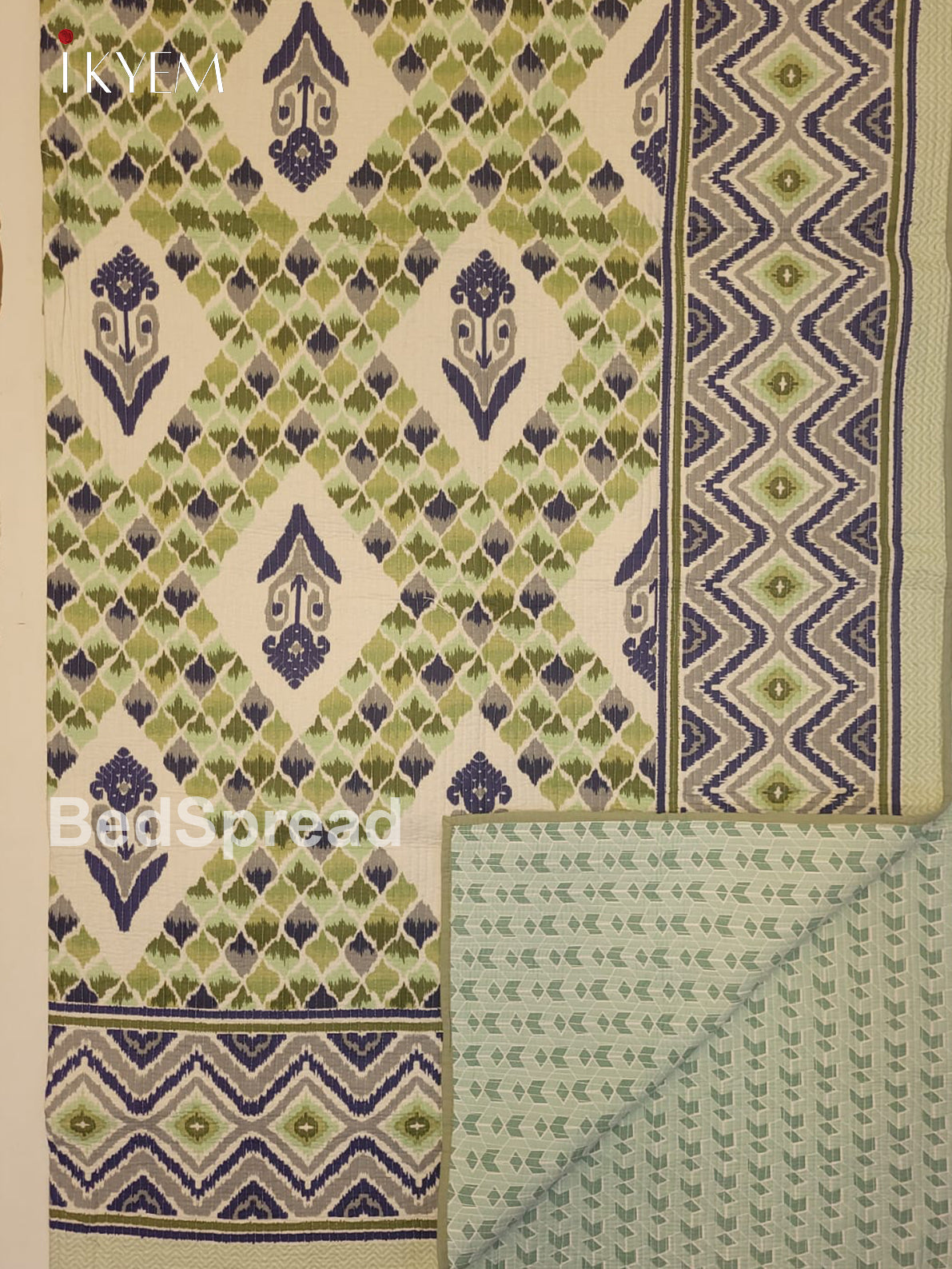Cream & Lite Green - Quilt Set