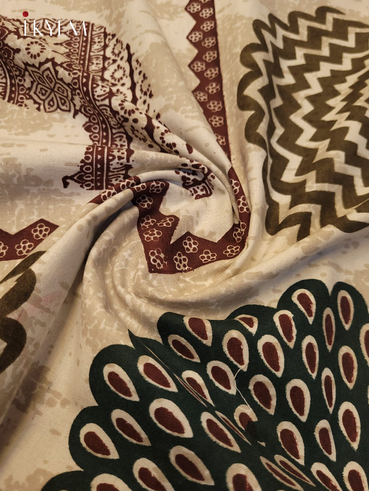 Grey & Maroon - Bed SPread
