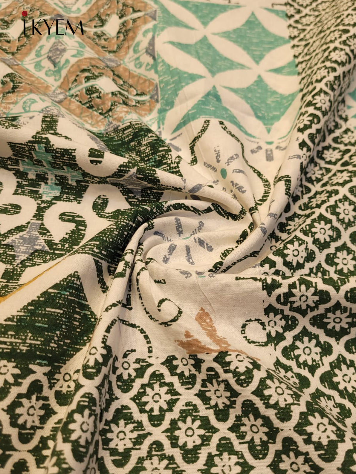 Cream & Green - Bed Spread