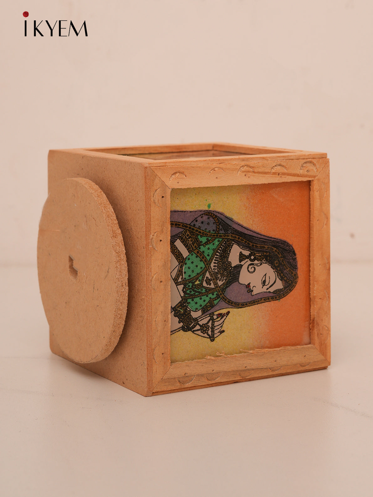 Pen Stand