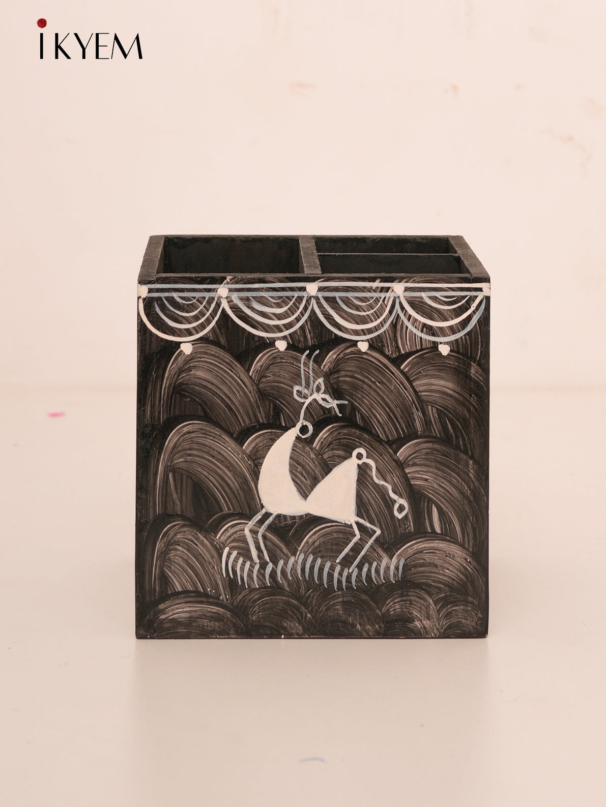 Hand Painted Warli Pen Stand