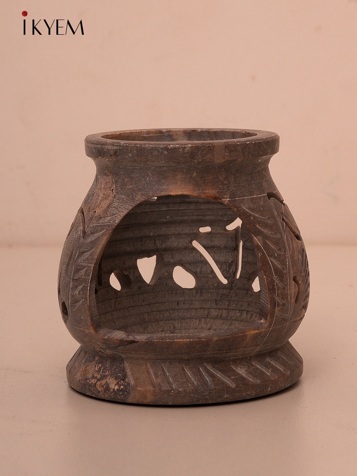 Hand Carved T-Lite Holder