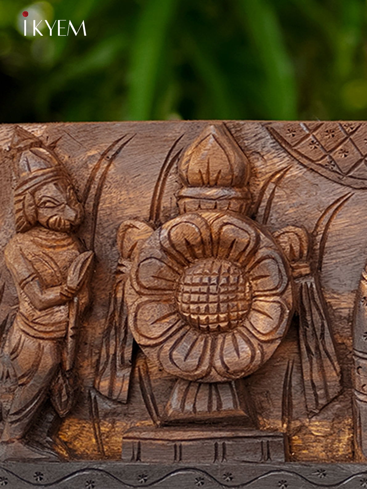 Hand Carved Balaji Sangu Chakram Panel