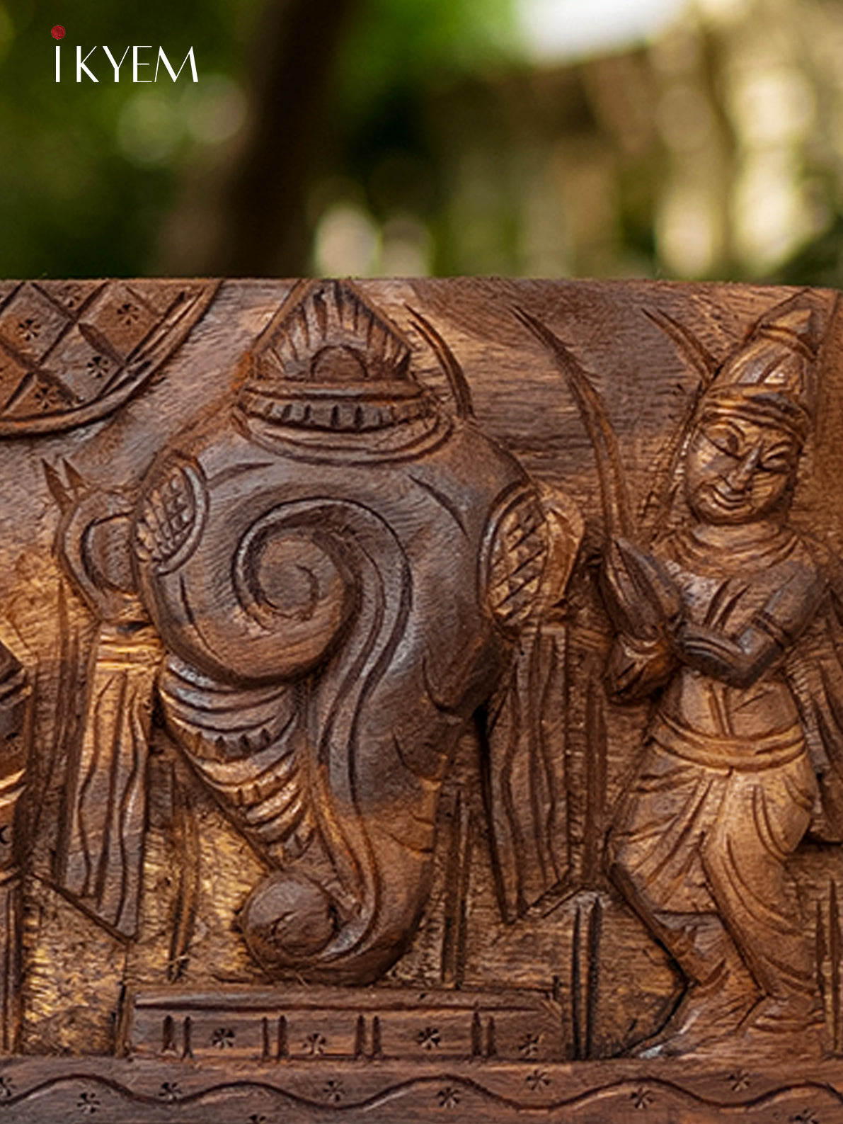 Hand Carved Balaji Sangu Chakram Panel