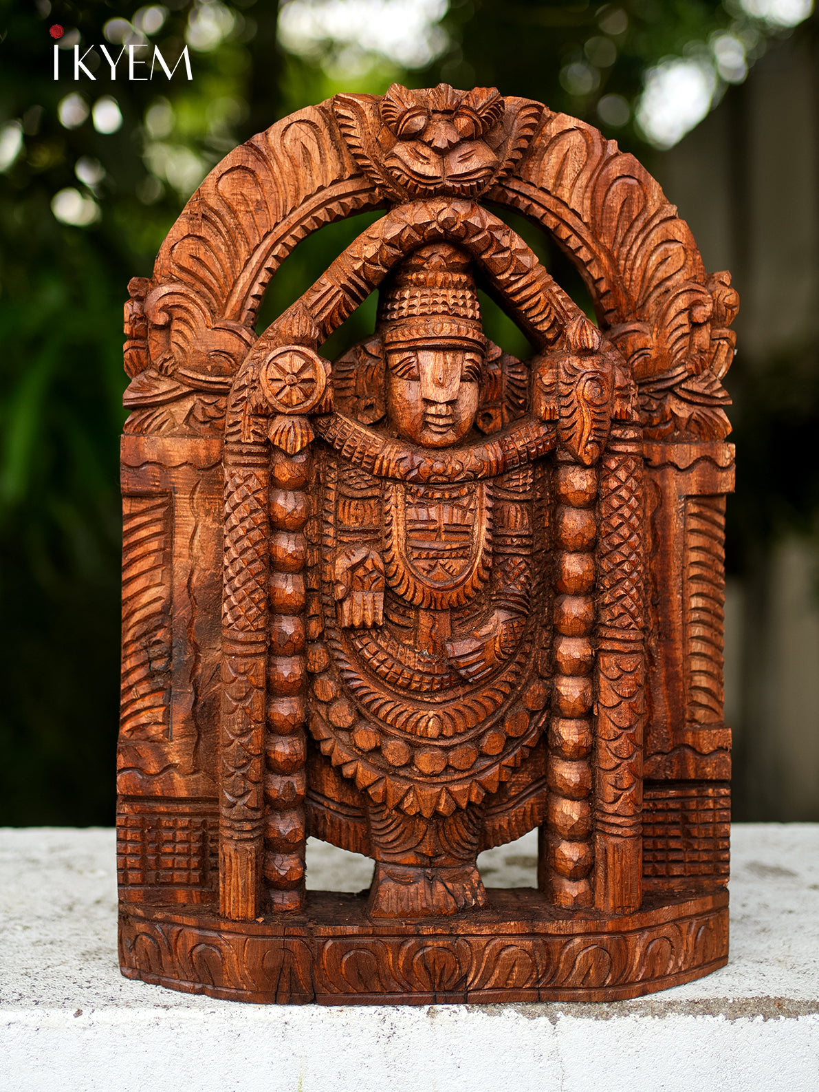 Wooden Hand Carved Tirupathi Balaji - 4GJ09041