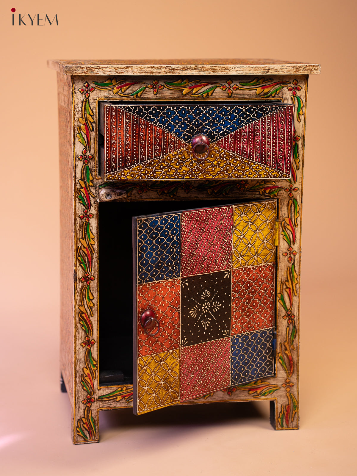 Wooden Bedside Table (24×16) Inch - 4IJ24035