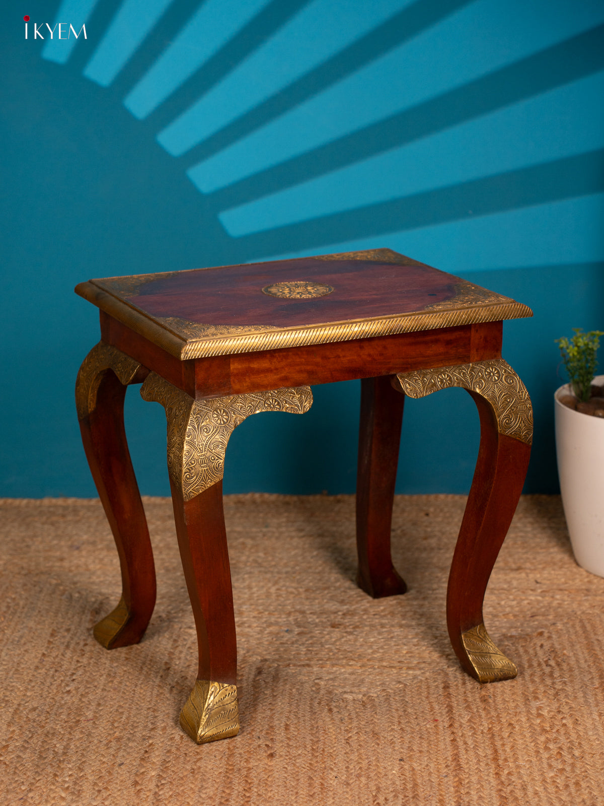 Wooden Brass Fitted Table - 18.1 Inch 4IJ26165
