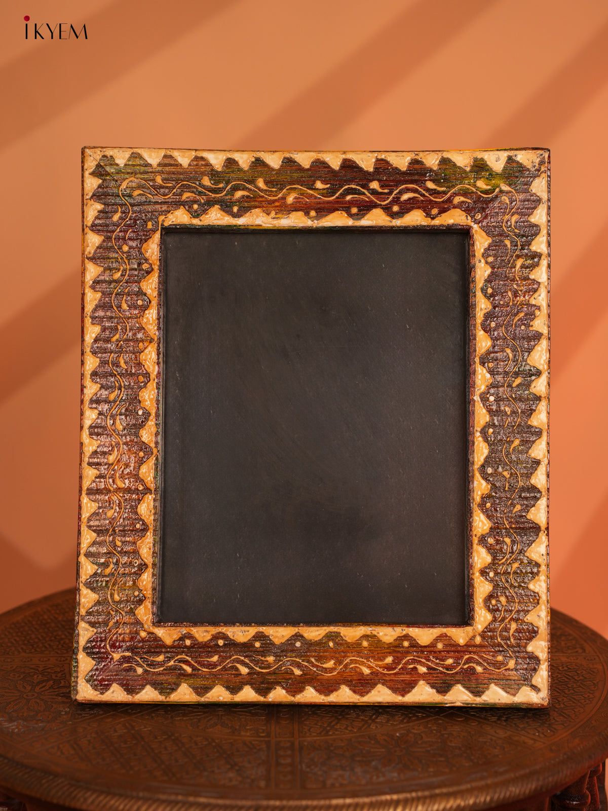 wooden hand painted photo frame - 13 Inch - 4IJ30022