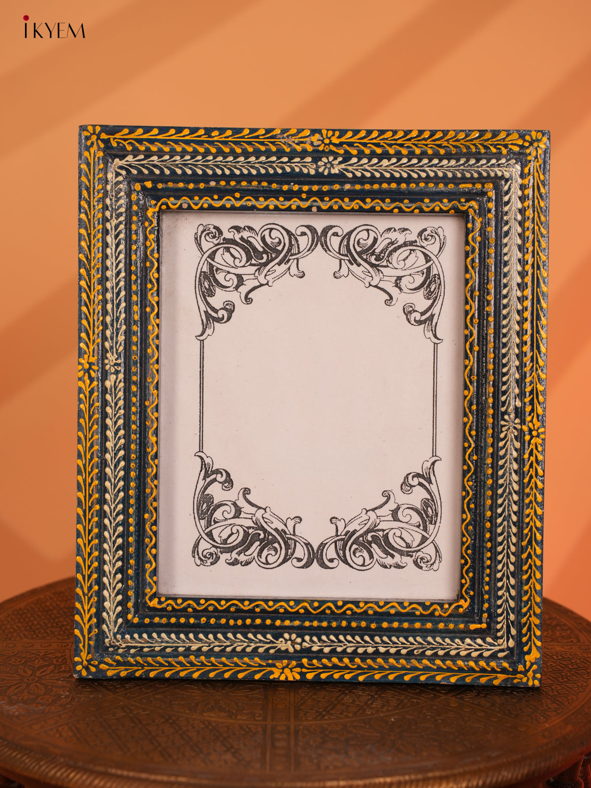wooden hand painted photo frame - (13×11) - 4IJ30025