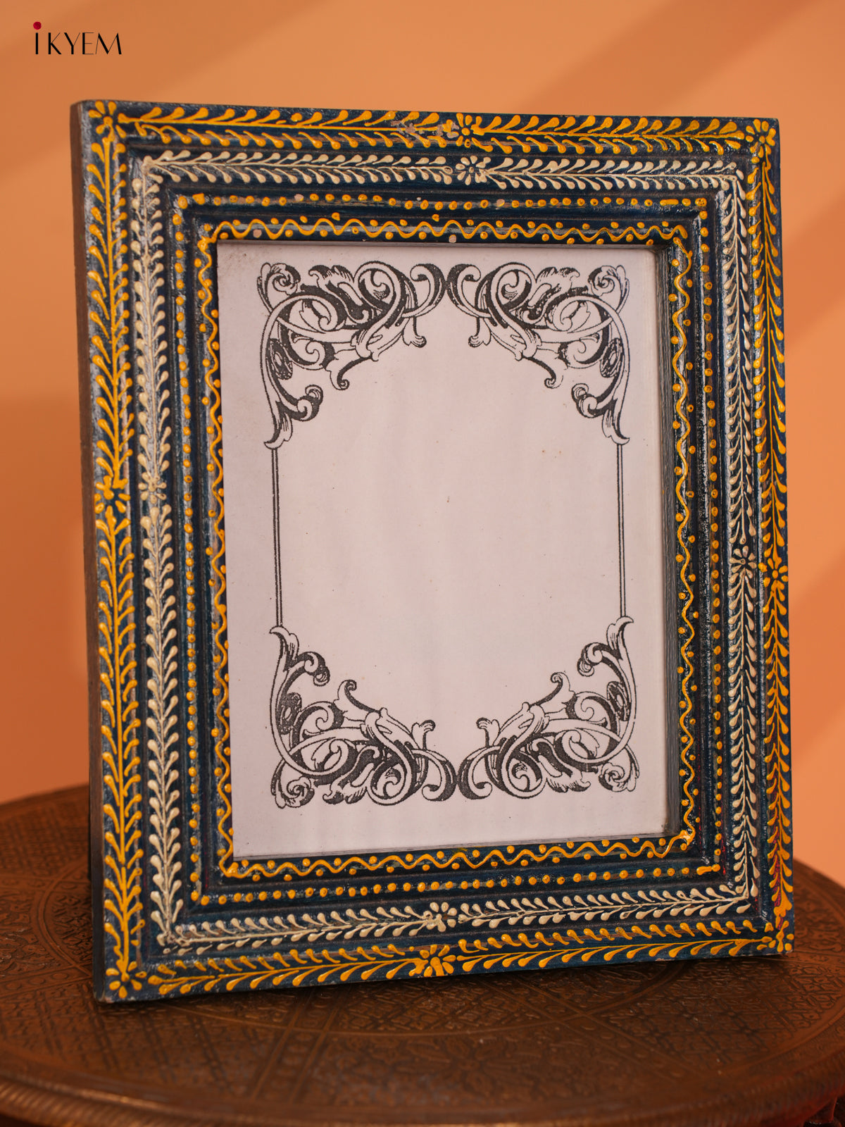 wooden hand painted photo frame - (13×11) - 4IJ30025