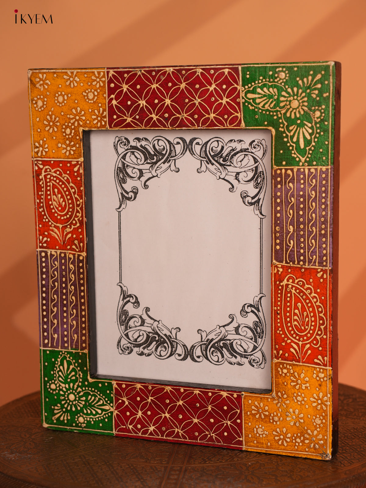 wooden hand painted photo frame - (14×11)- 4IJ30026