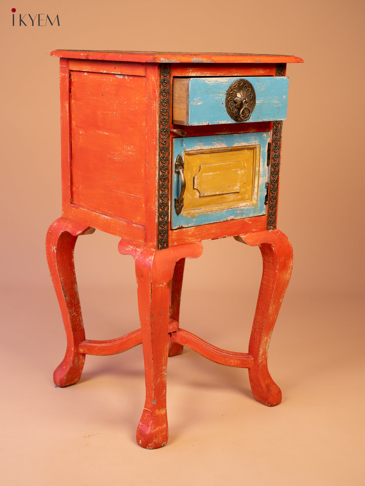 Vintage Inspired Side Table with Brass Accents - (33×16) Inch - 4JJ04046