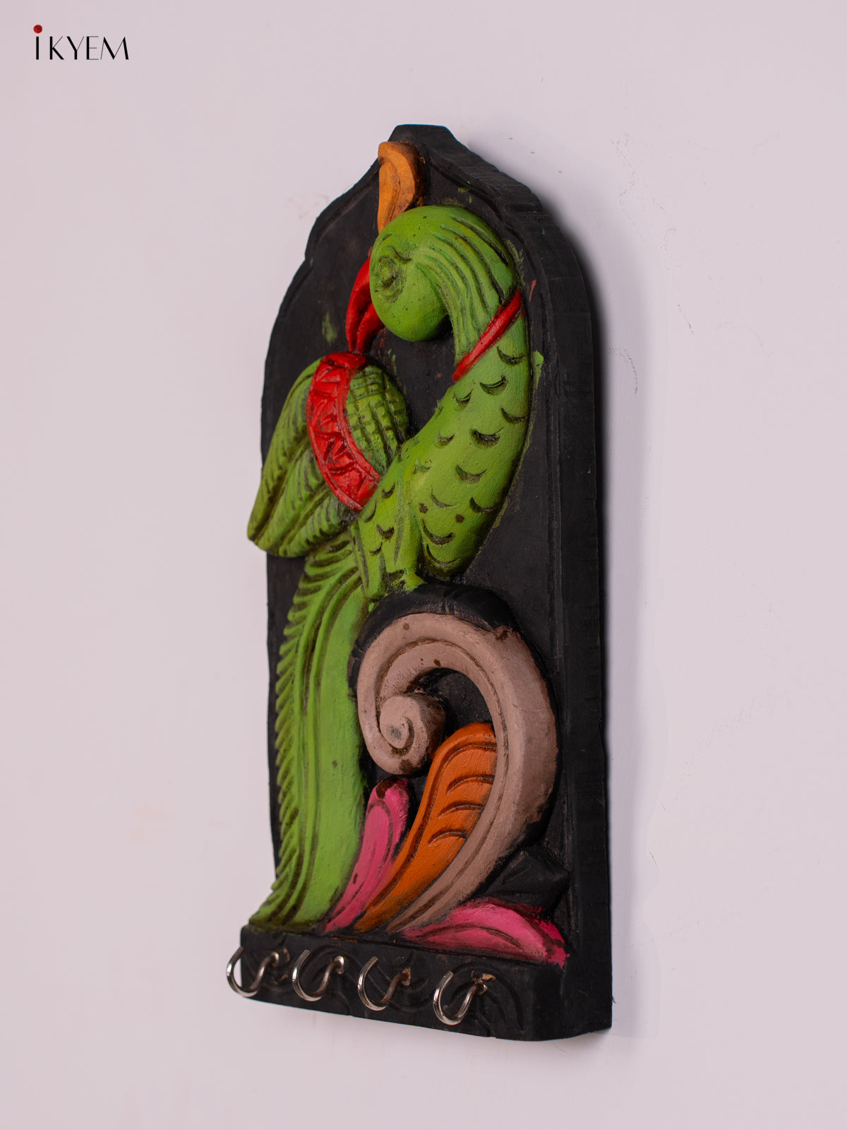 Artful Parrot Hand-Painted Wooden Key Hanger 1