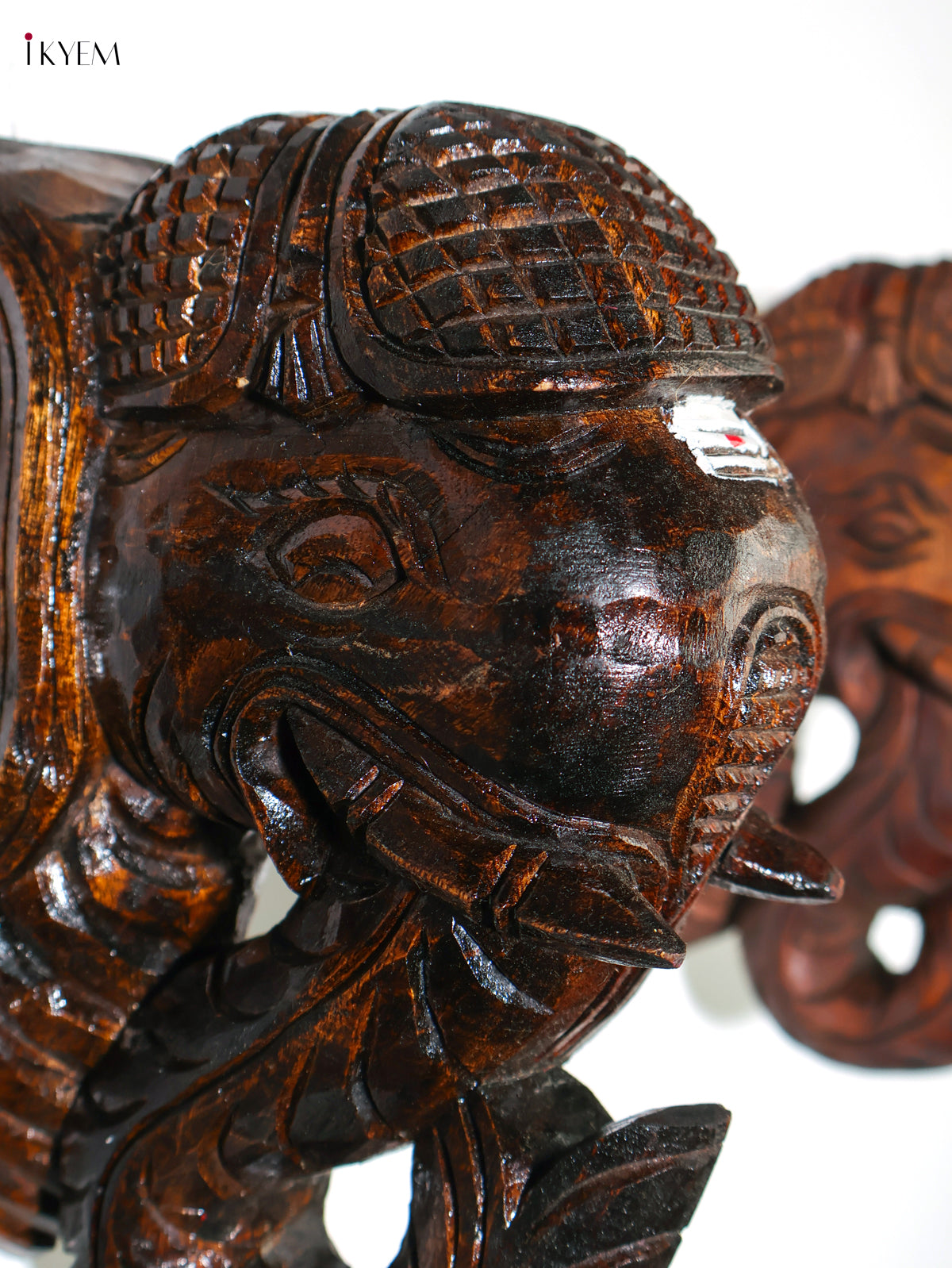 Artistic Wooden Hand Carved Elephant Head Wall Bracket Set 1