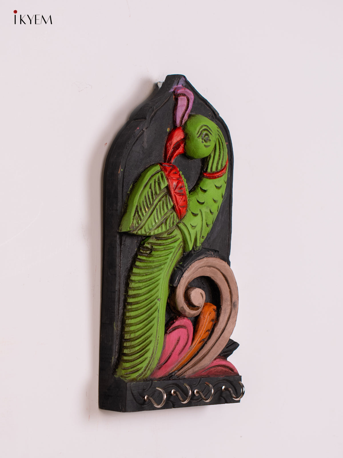 Beautiful Hand-Painted Wooden Parrot Key-Hanger 3