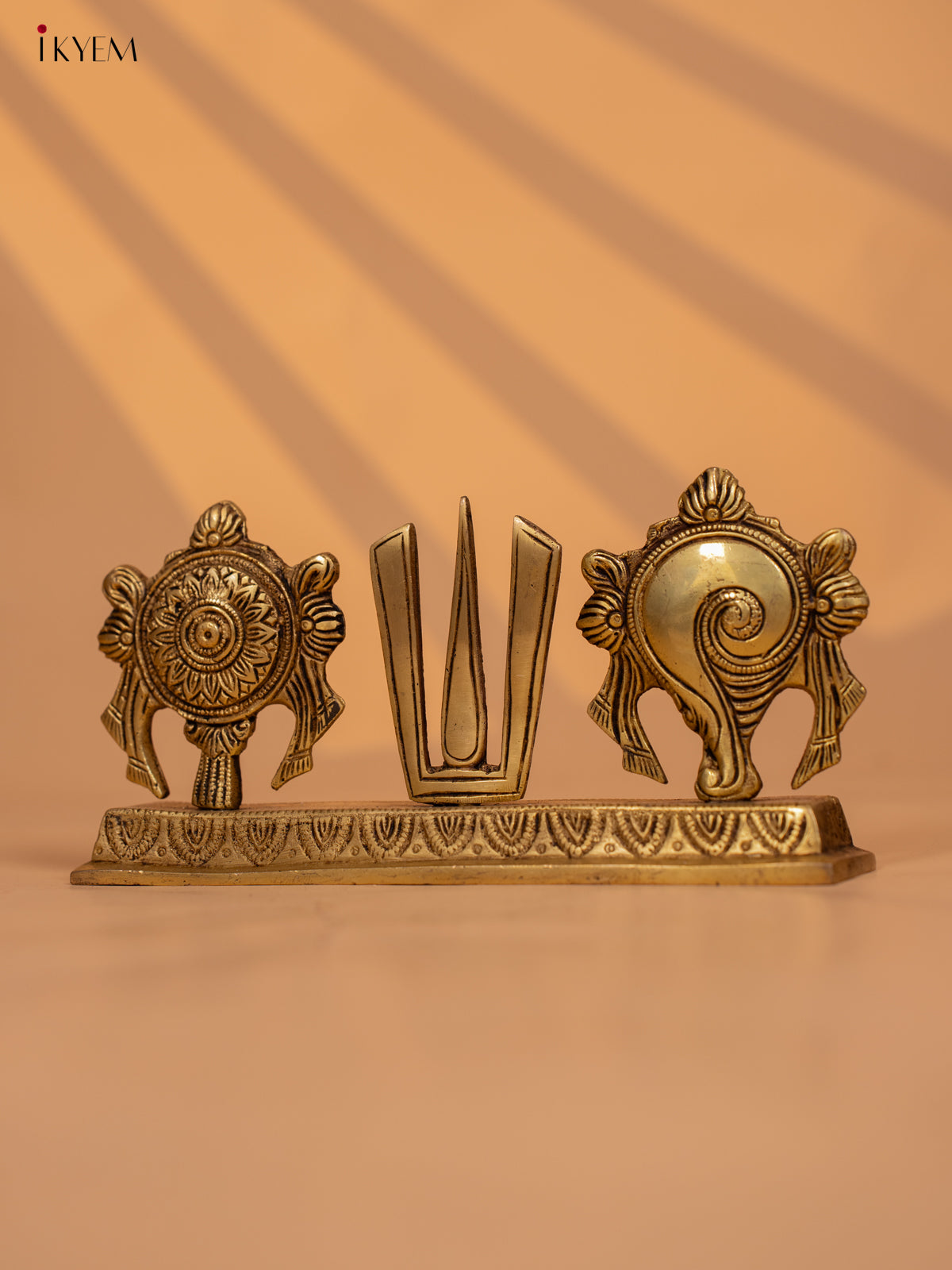 Brass Shank Chakra Naama Stand - Antique Finish - (4×8)- KB12112