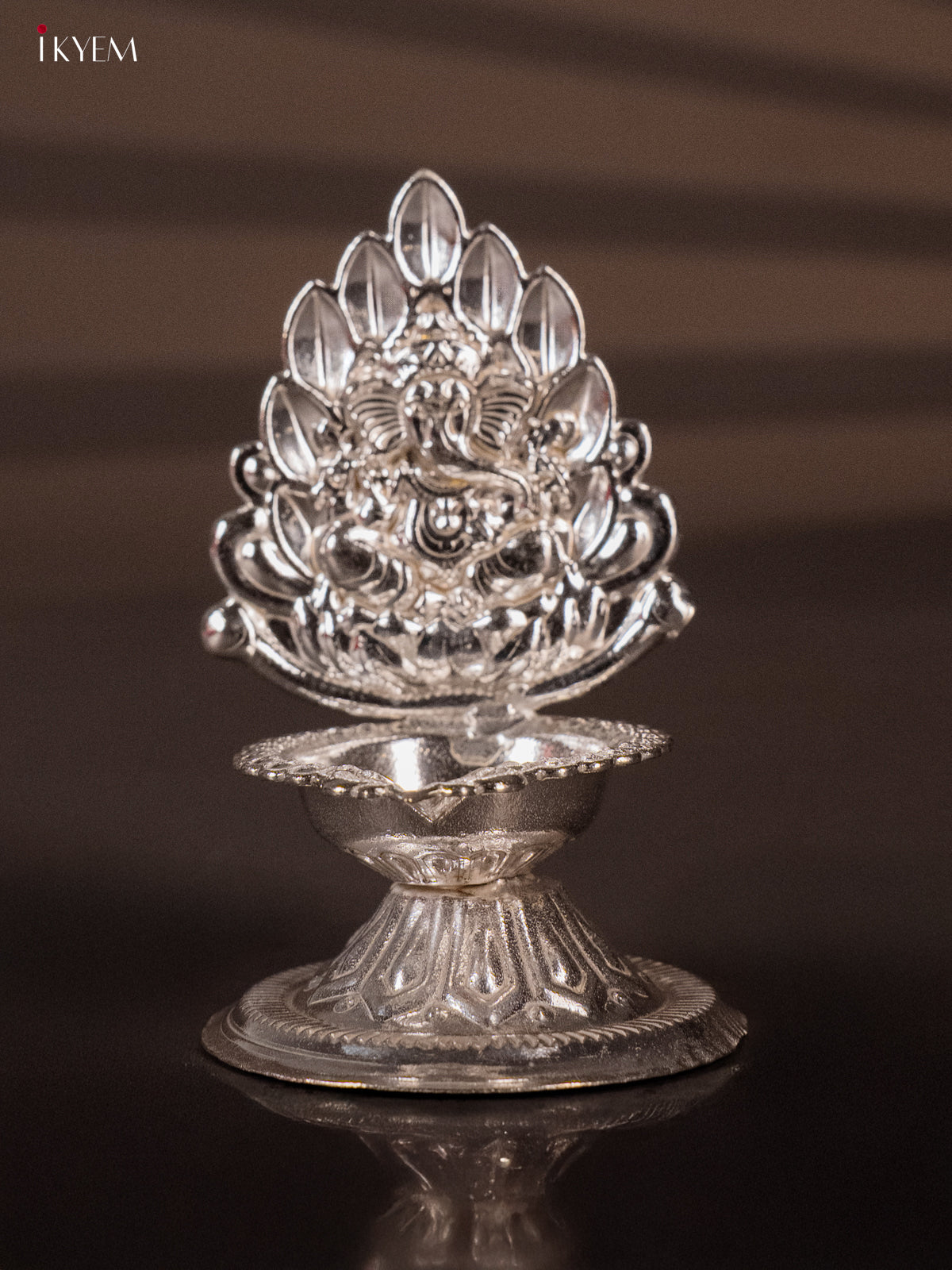 Divine German Silver Ganesha Printed Small Vilakku 2