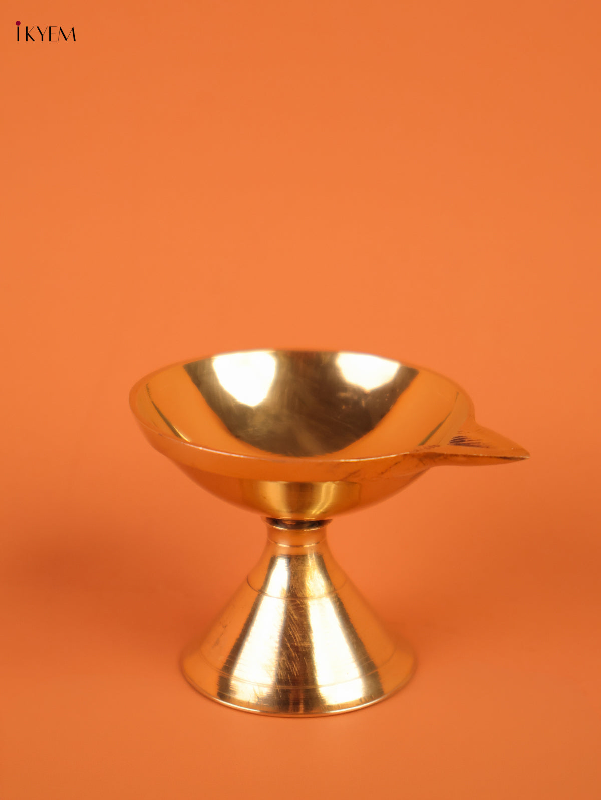 Elegant 1.5 Inch Brass Diya 2