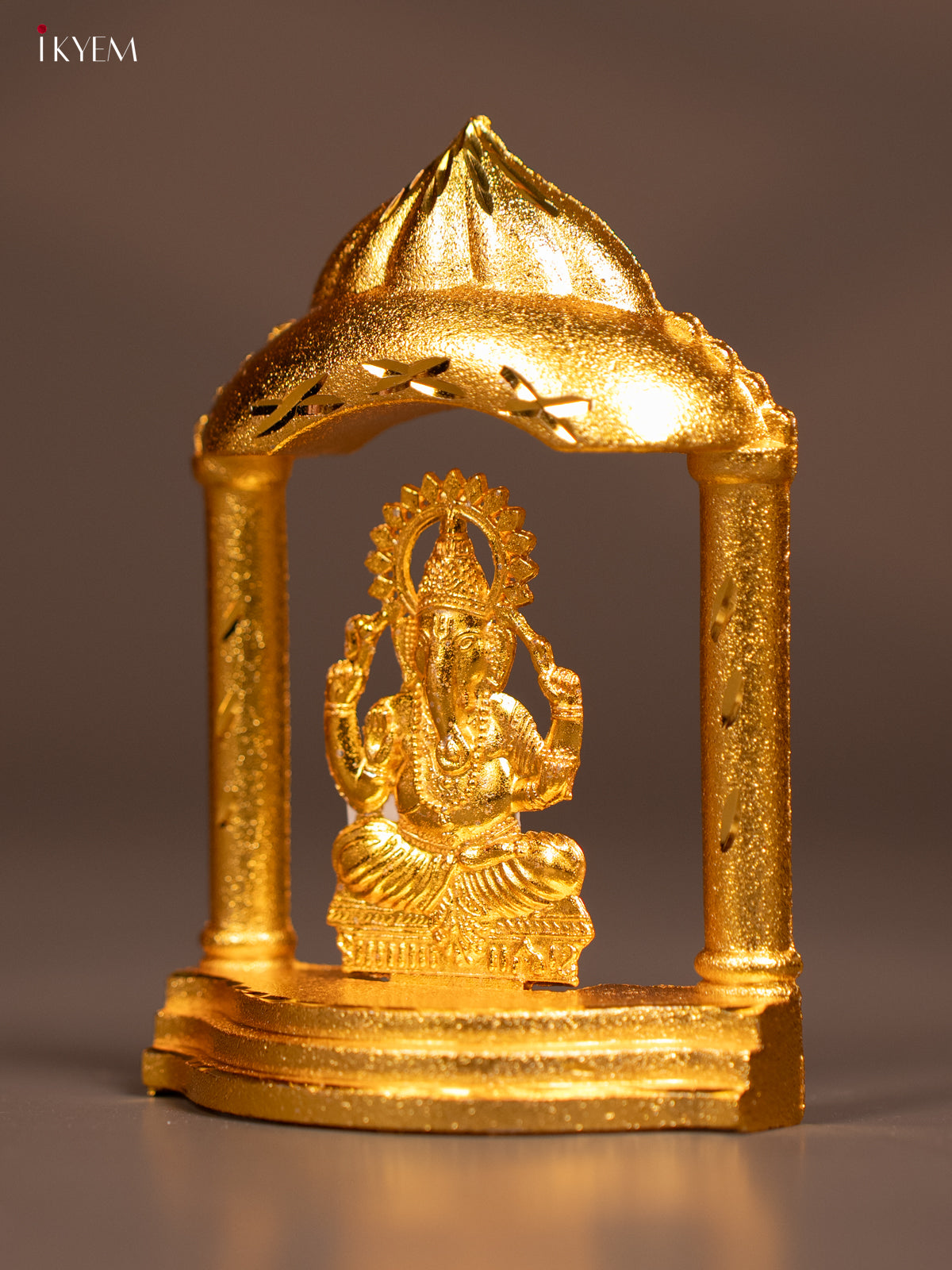 Elegant Gold Plated Lord Ganesha In Temple Frame 2