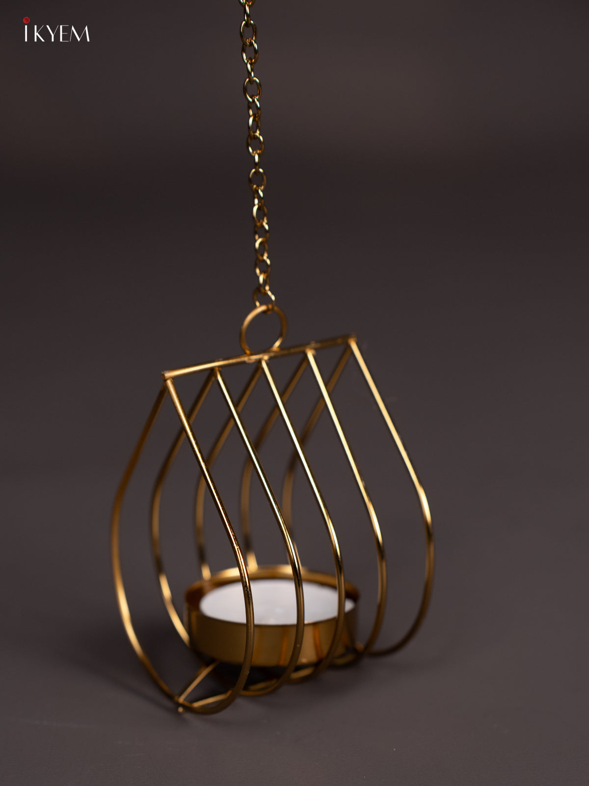 Elegant Leaf Designed Wall Hanging T Light Candle Holder (3 Inches) 1