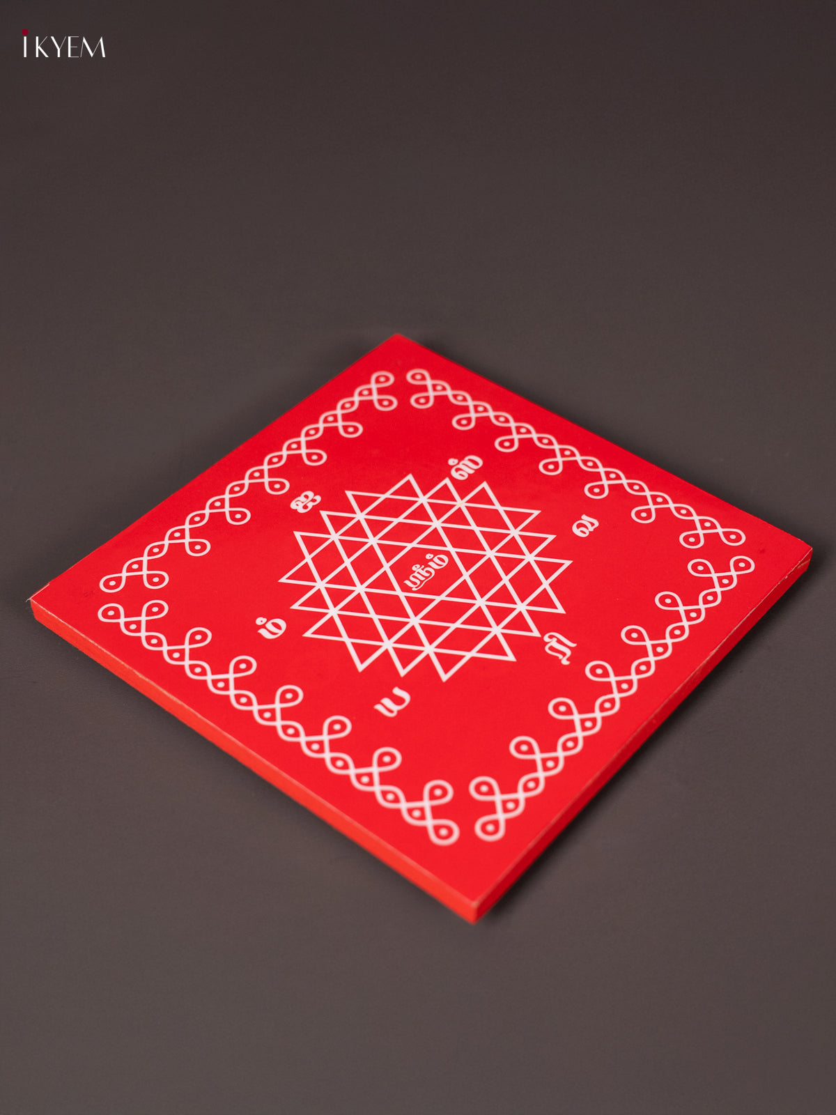 Elegant Red Aishwarya Kolam Wooden Square Kolam Manai 2