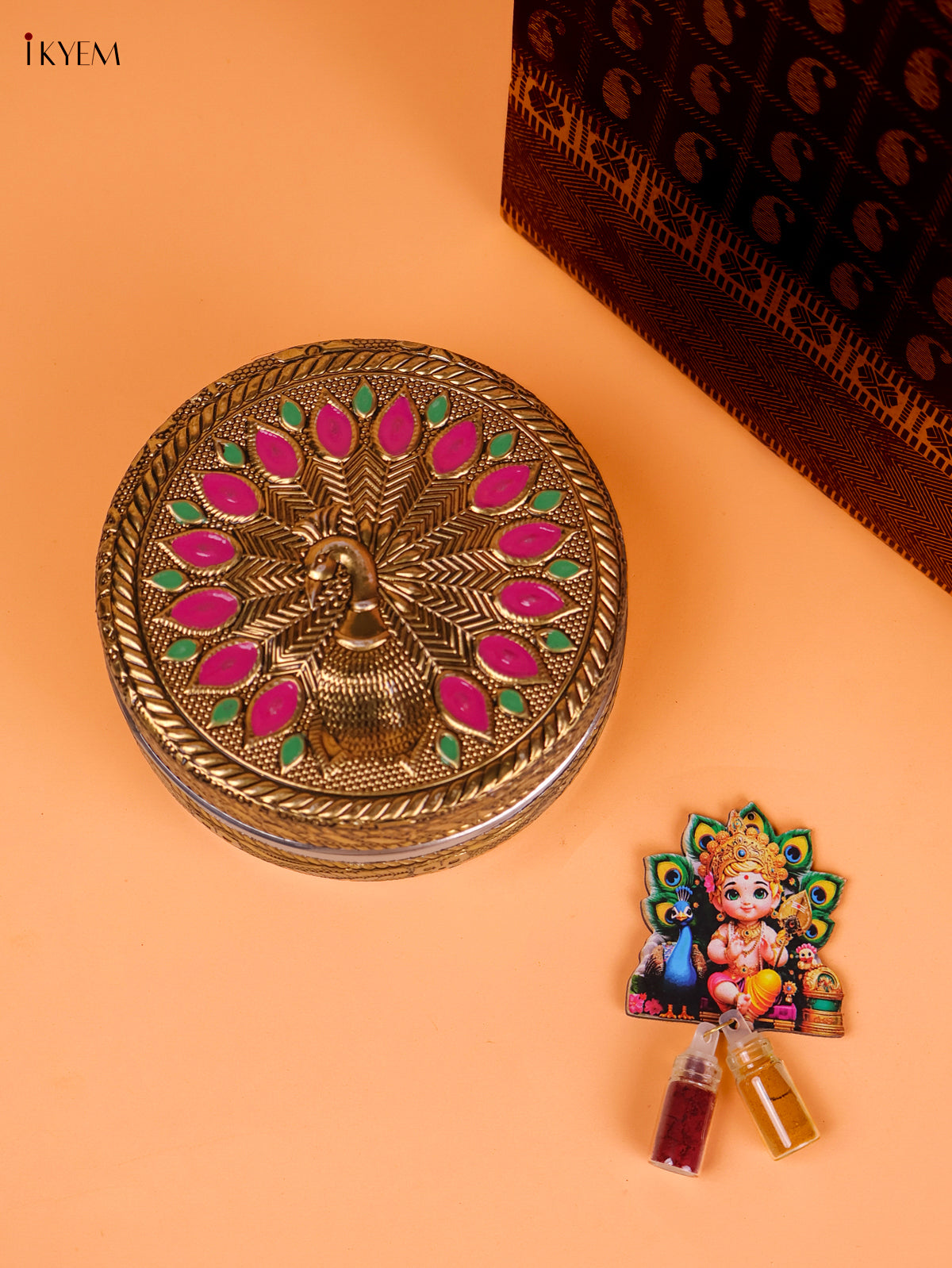 Embossed Meenakari Box Festive Gift Set In A Zari Printed Tote Bag 1