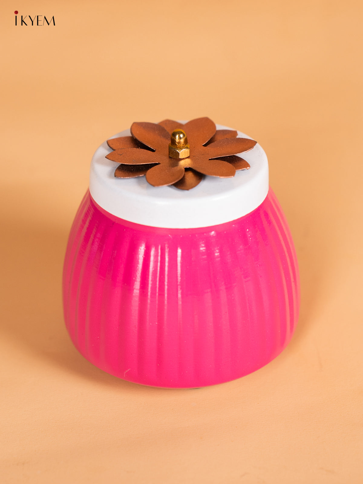 Exquisite 3.5 Inch Metal Storage Box In Pink 