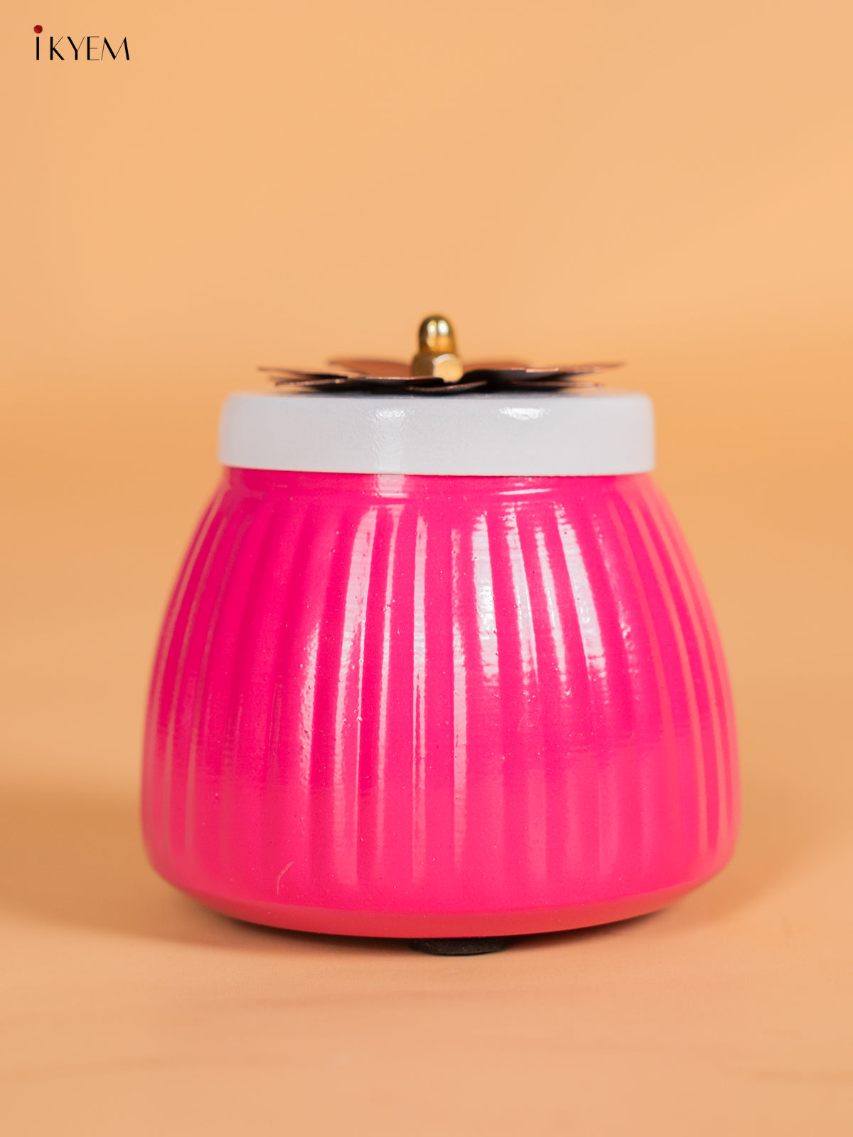 Exquisite 3.5 Inch Metal Storage Box In Pink 1