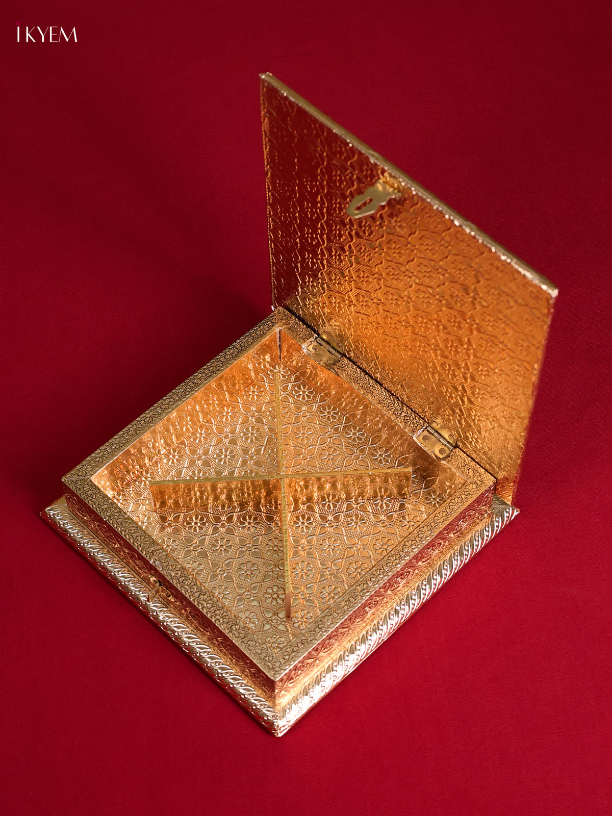 Gorgeous Wooden Dry Fruit Box With Peacock Design 1