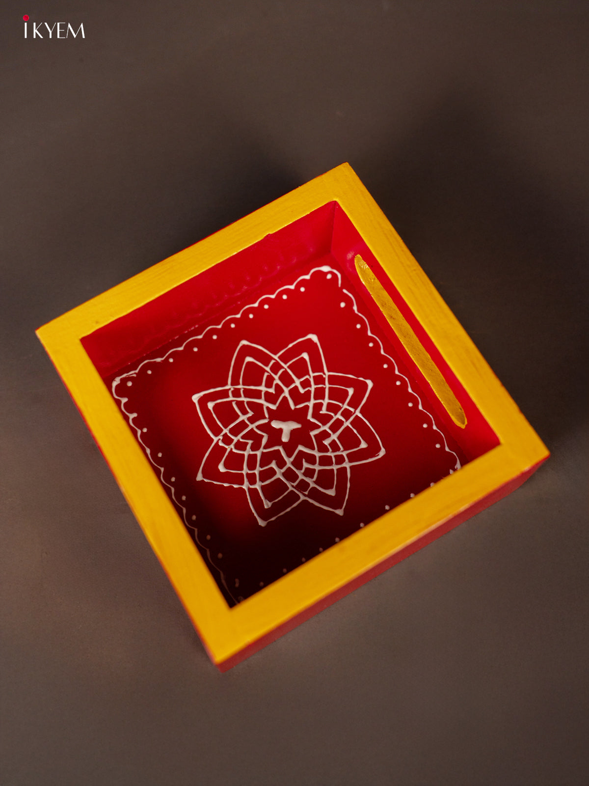 Hrudaya Kamalam Kolam Hand-painted Red Square Wooden Tray 1