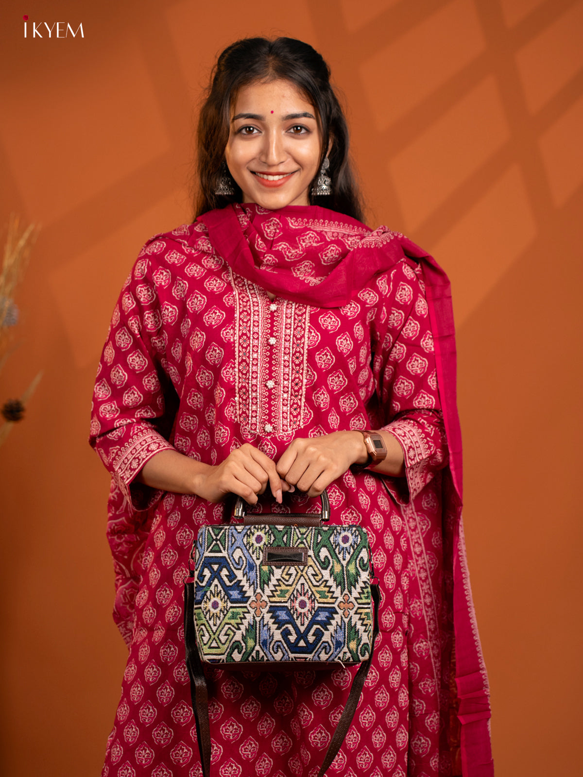 Jacquard Single hand Metal Handle Sling Bag - Cream - KB22117