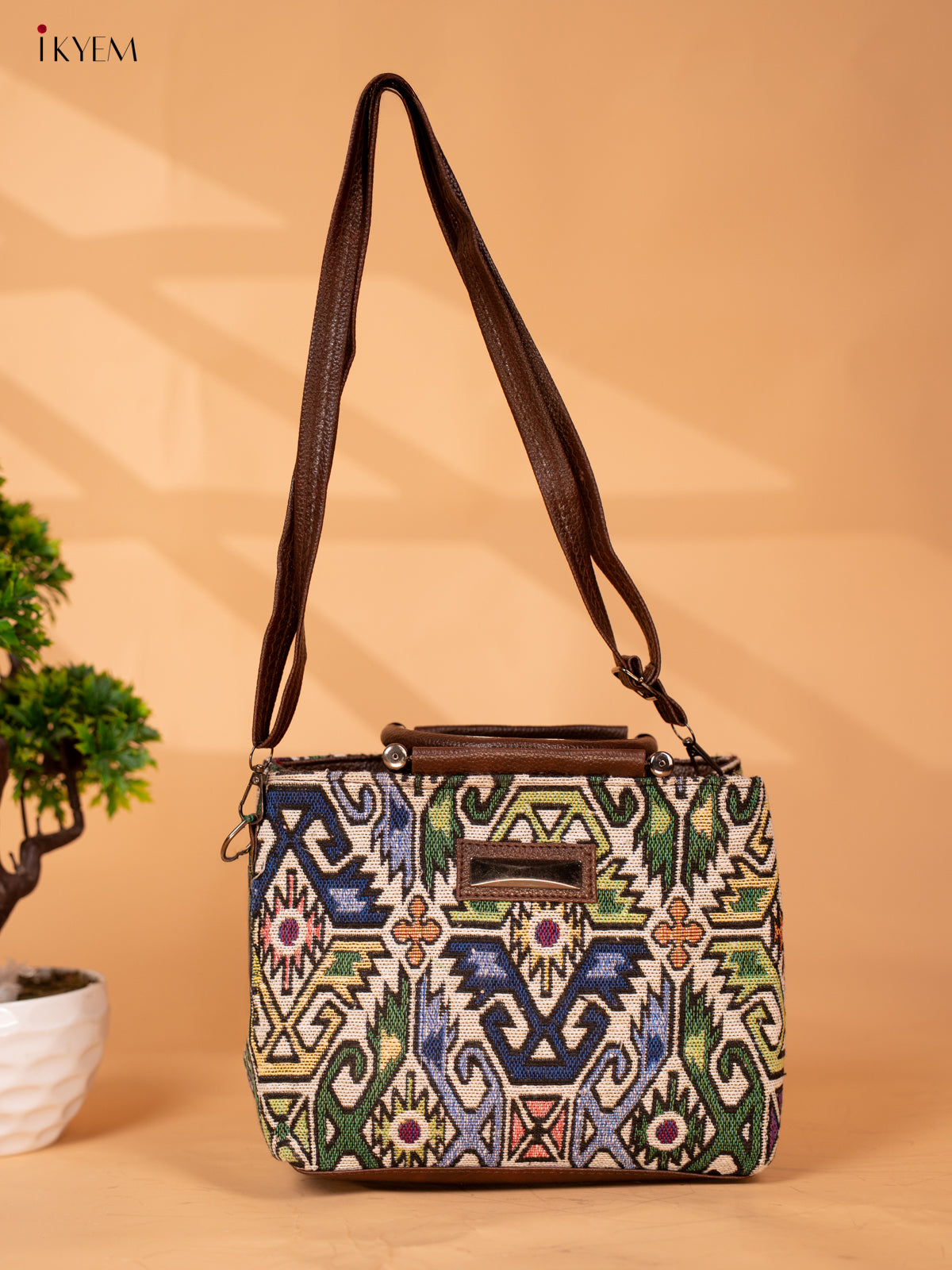 Jacquard Single hand Metal Handle Sling Bag - Cream - KB22117