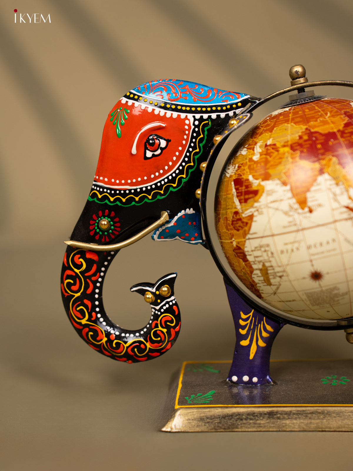 Metal Decorative Elephant Globe - Small - KC26115