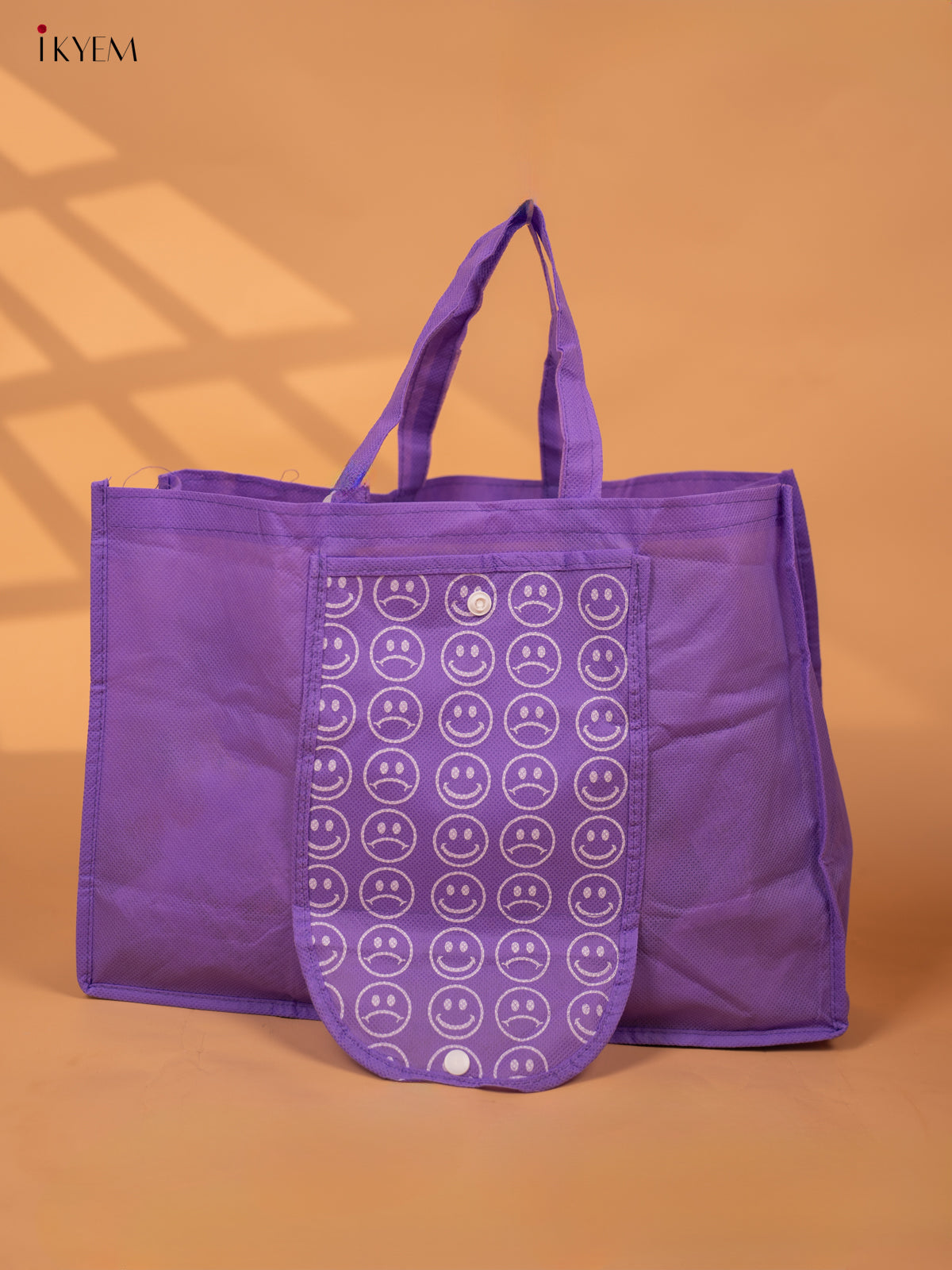 Eco-Friendly Smiley Non-woven Foldable Bag - KC29112