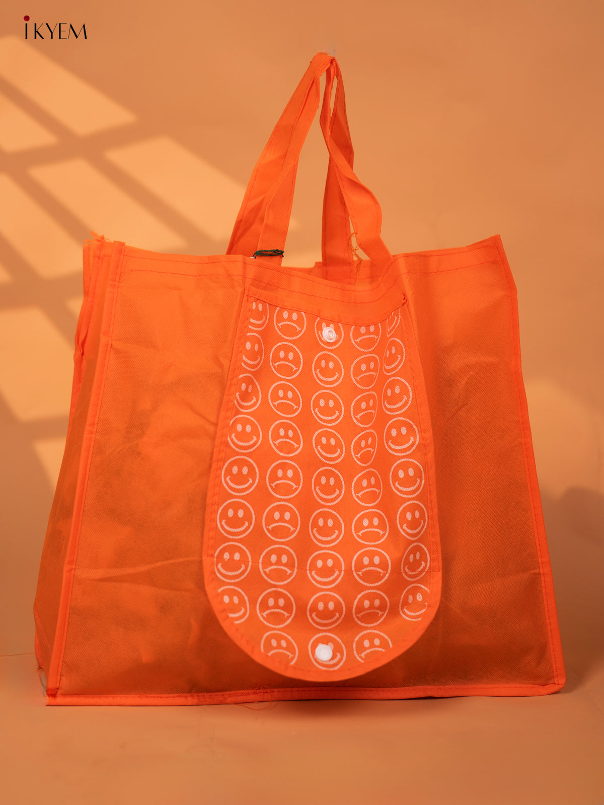Eco-Friendly Smiley Non-woven Foldable Bag - KC29112