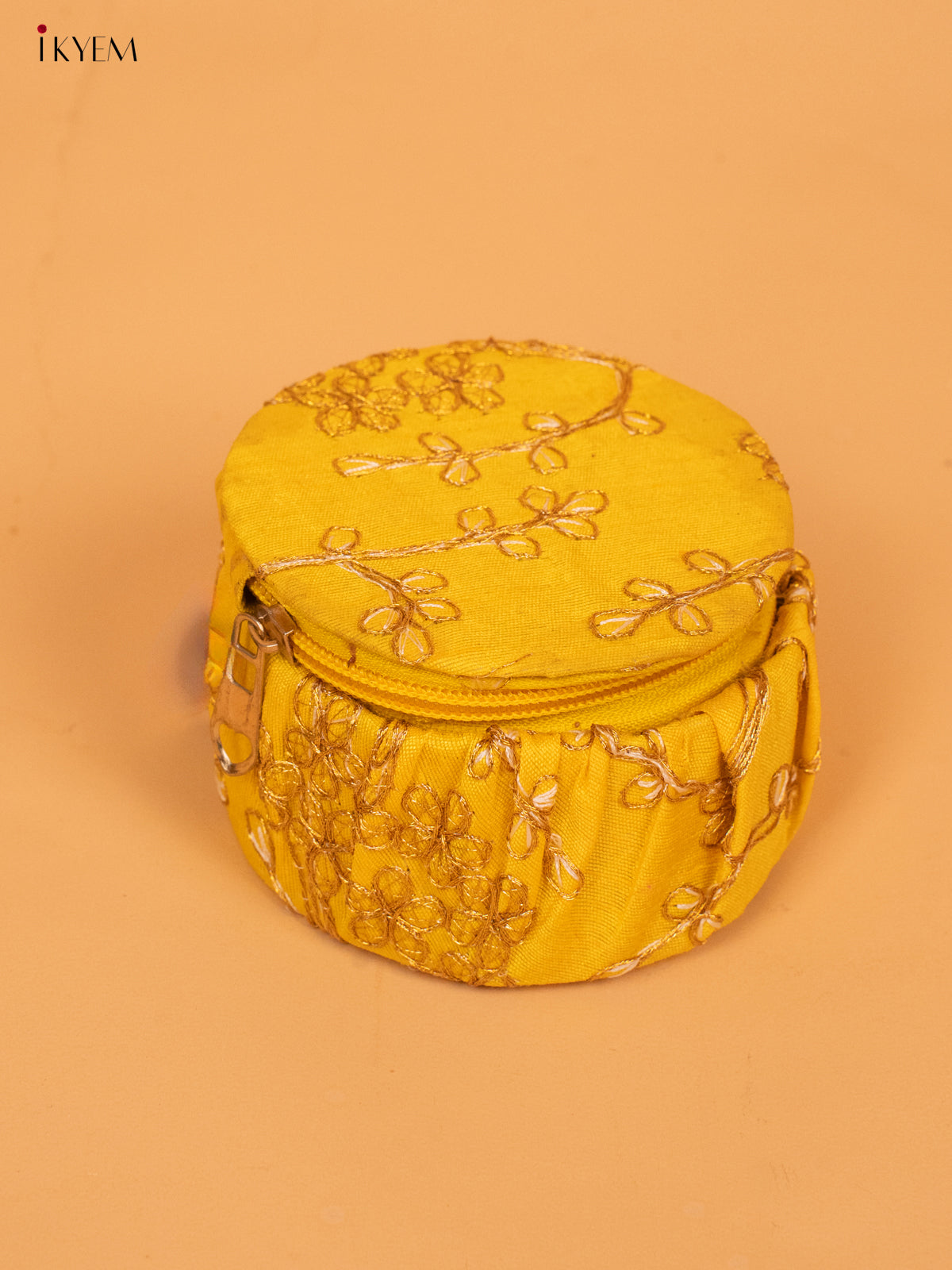 Golden Zari Embroidered Bangle Box - KC29114