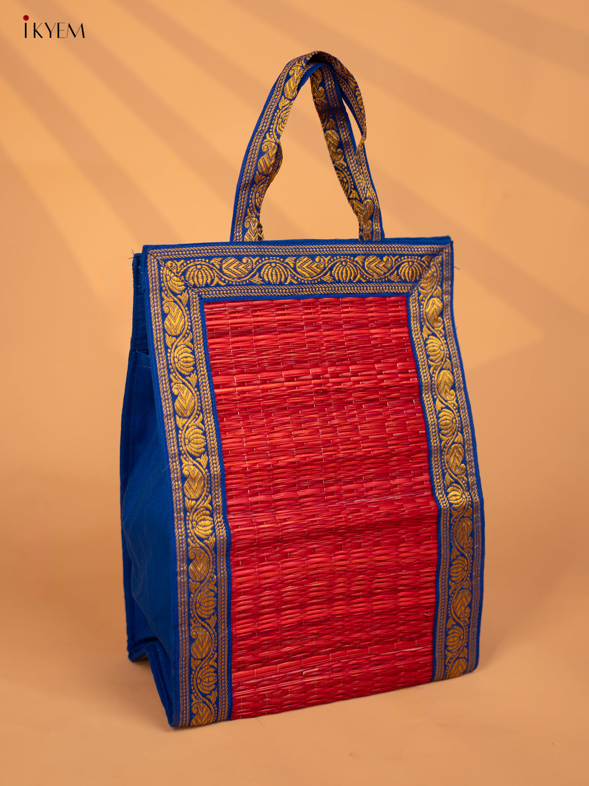 Korai Bag with Zari Borders Return Gift - Red - KD02112