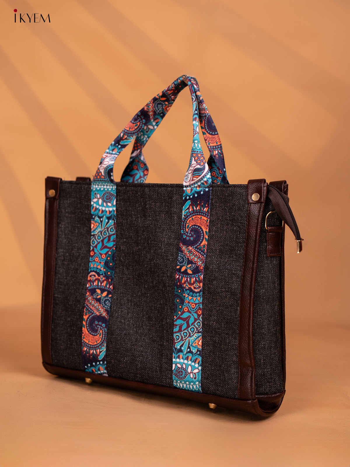 Jacquard Handbag Leather sling with Printed Sling - Black - KD05125