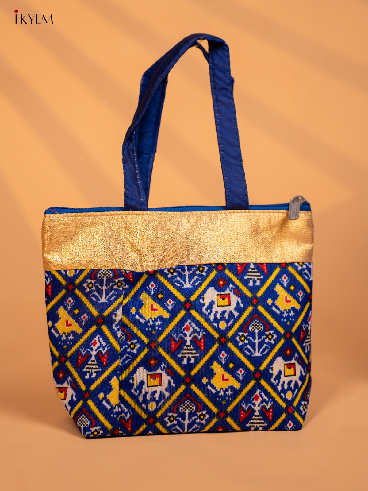 Designer Embroidered Handbag - KD09123