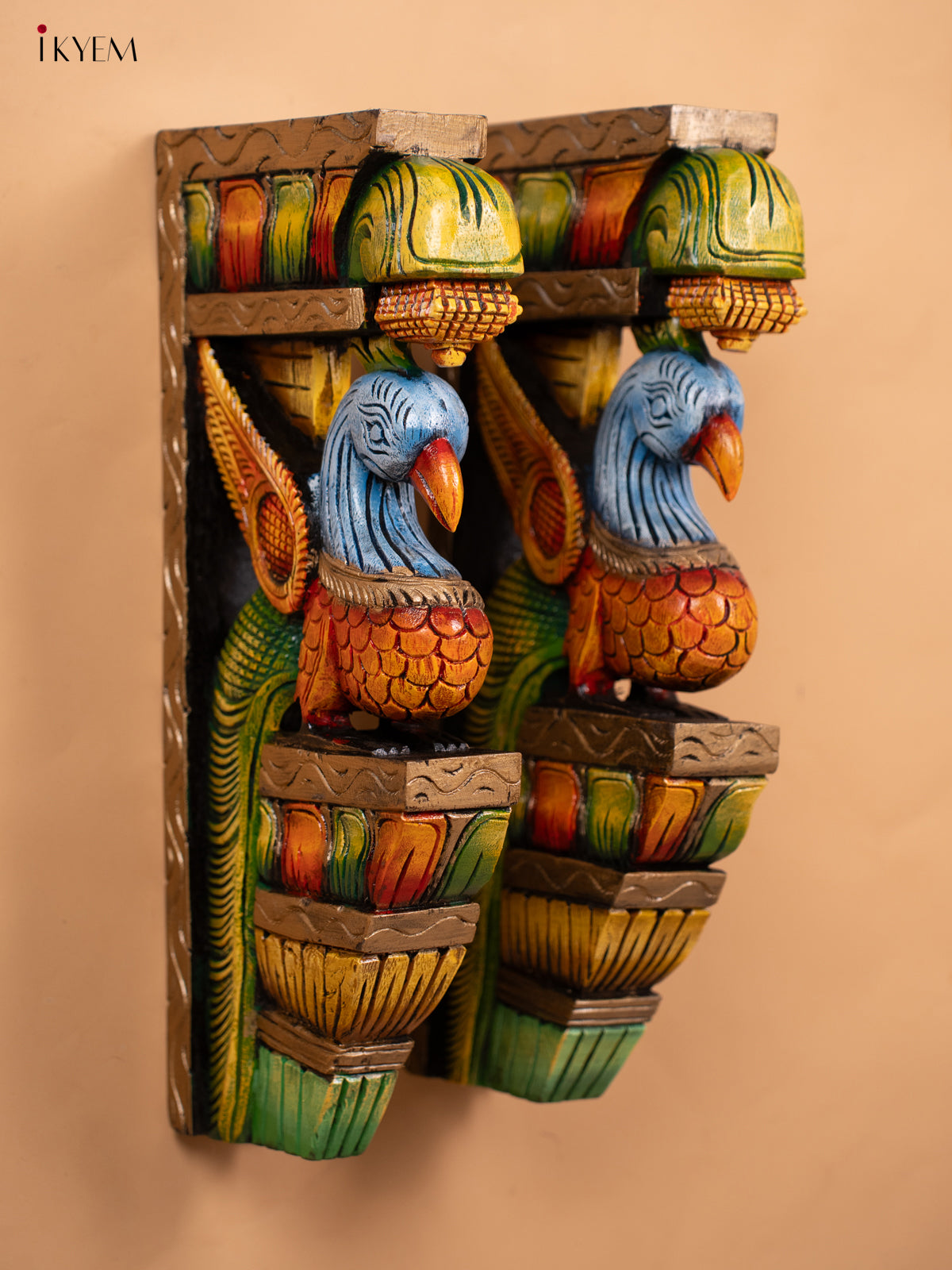 Wooden Hand Carved Painted Wall Bracket - Set of 2 Parrot - KD18112