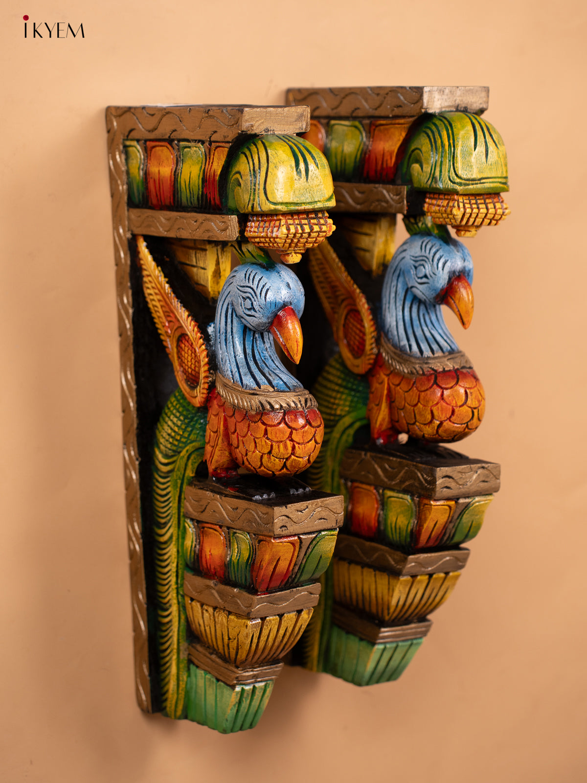 Wooden Hand Carved Painted Wall Bracket - Set of 2 Parrot - KD18112