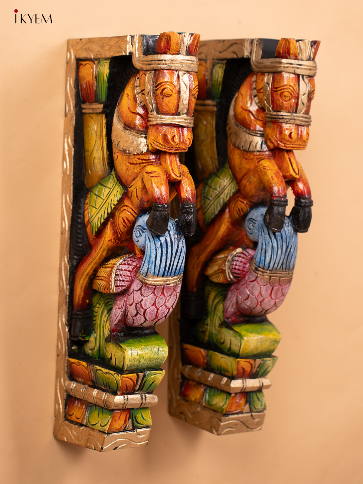 Wooden Hand Carved Painted Wall Bracket - Set of 2 -Horse & Parrot - KD18130