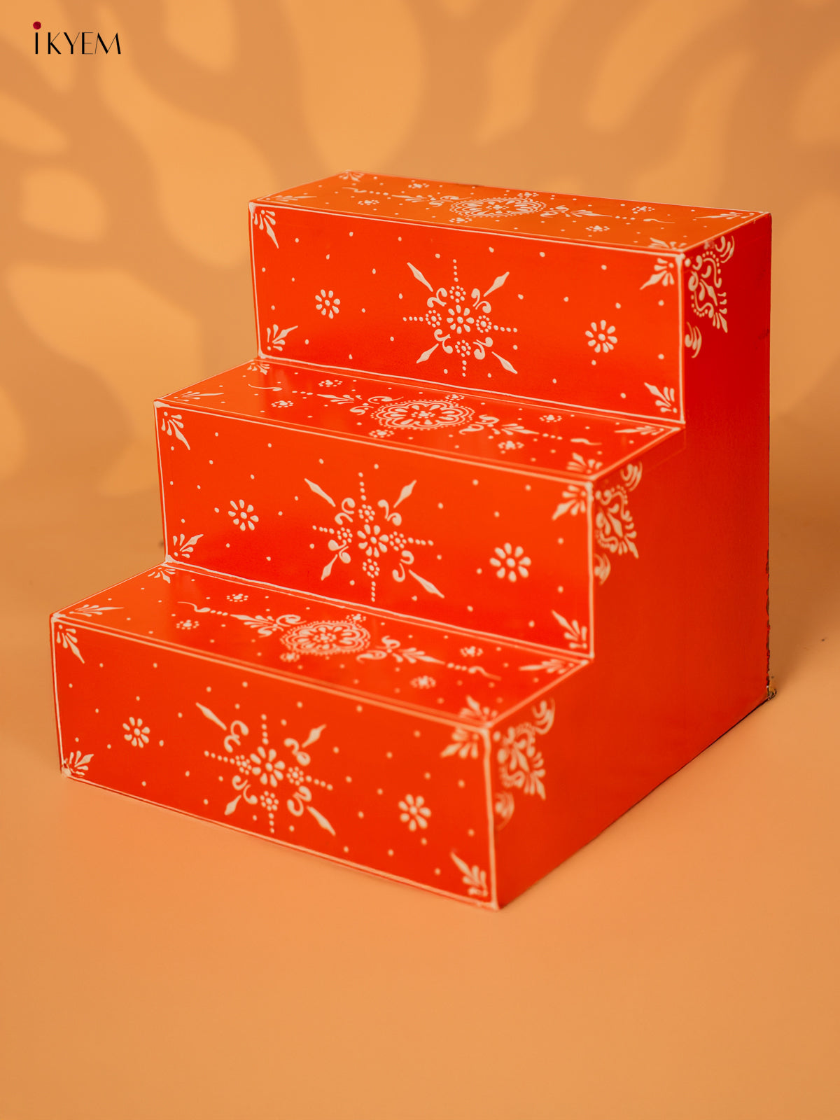 WOODEN HANDPAINTED 3-STEP GOLU PADI - ORANGE - KD18140