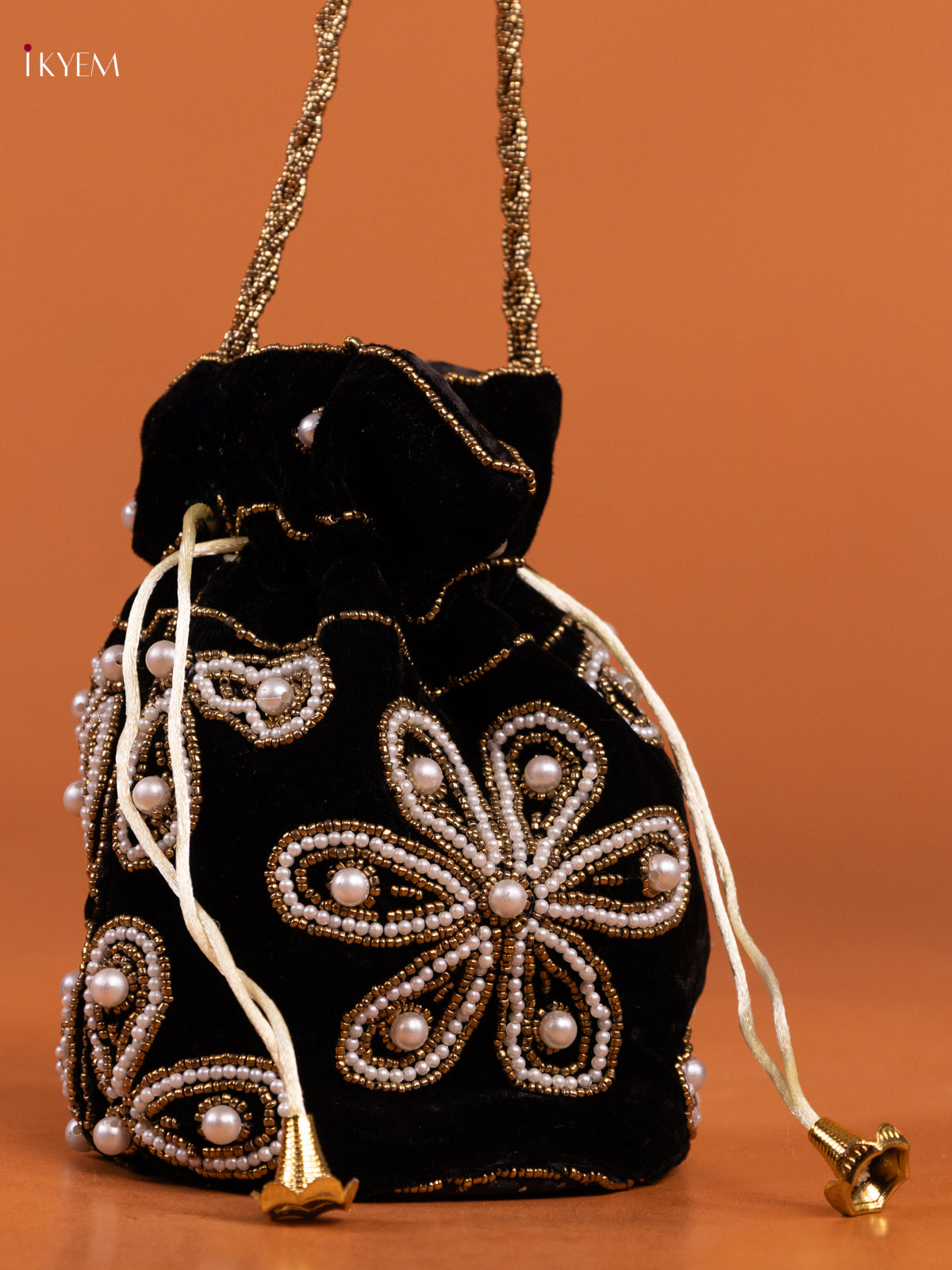 Black Velvet Potli Bag With embroidery - KD26551