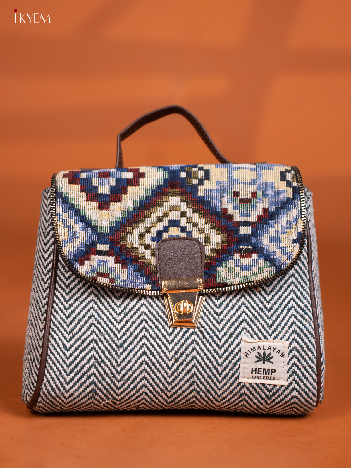 Jacquard Sling bag with Printed Gusset & Flap- Green - KD27008