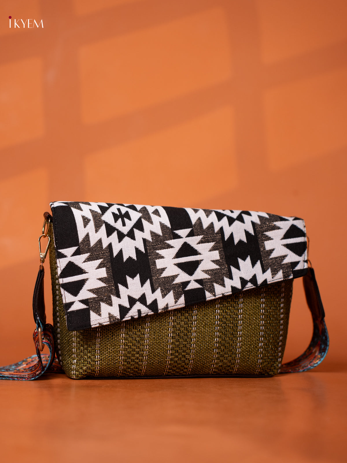 Jacquard Ikat printed Sling Bag - Green - KD27016