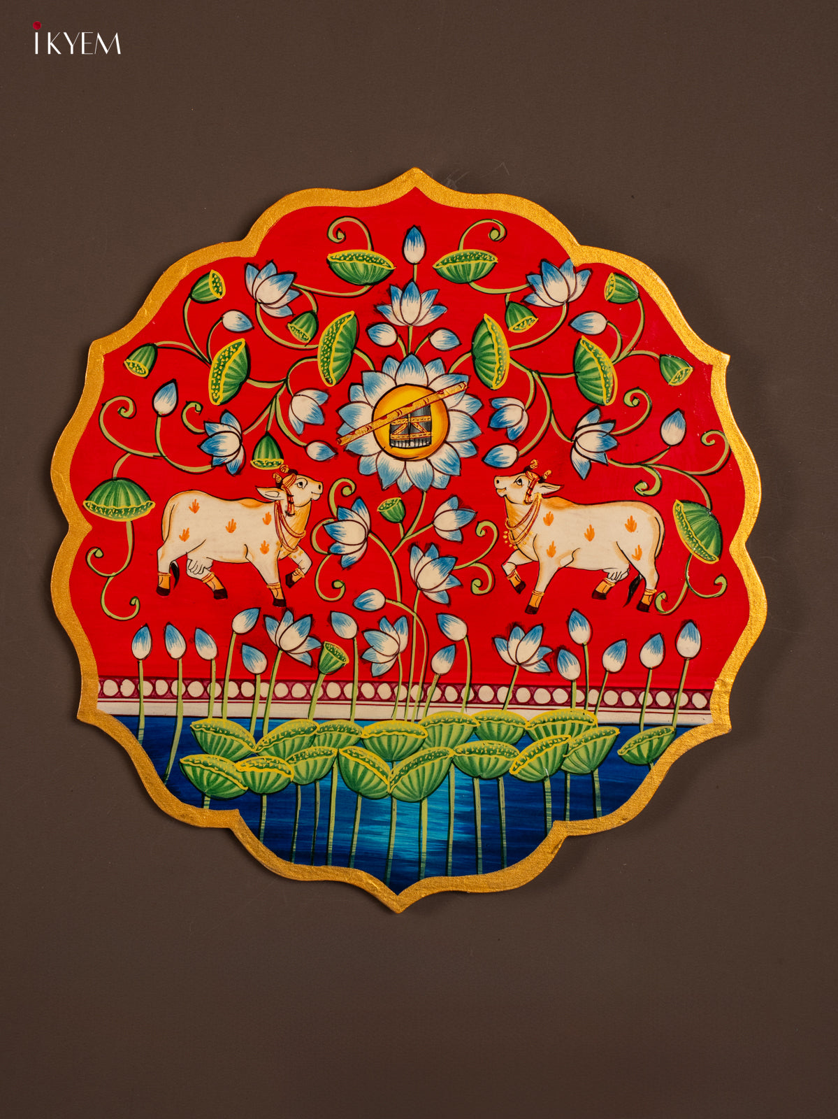 Wooden Hand painted Wall hanging plates - Cow - KE29193