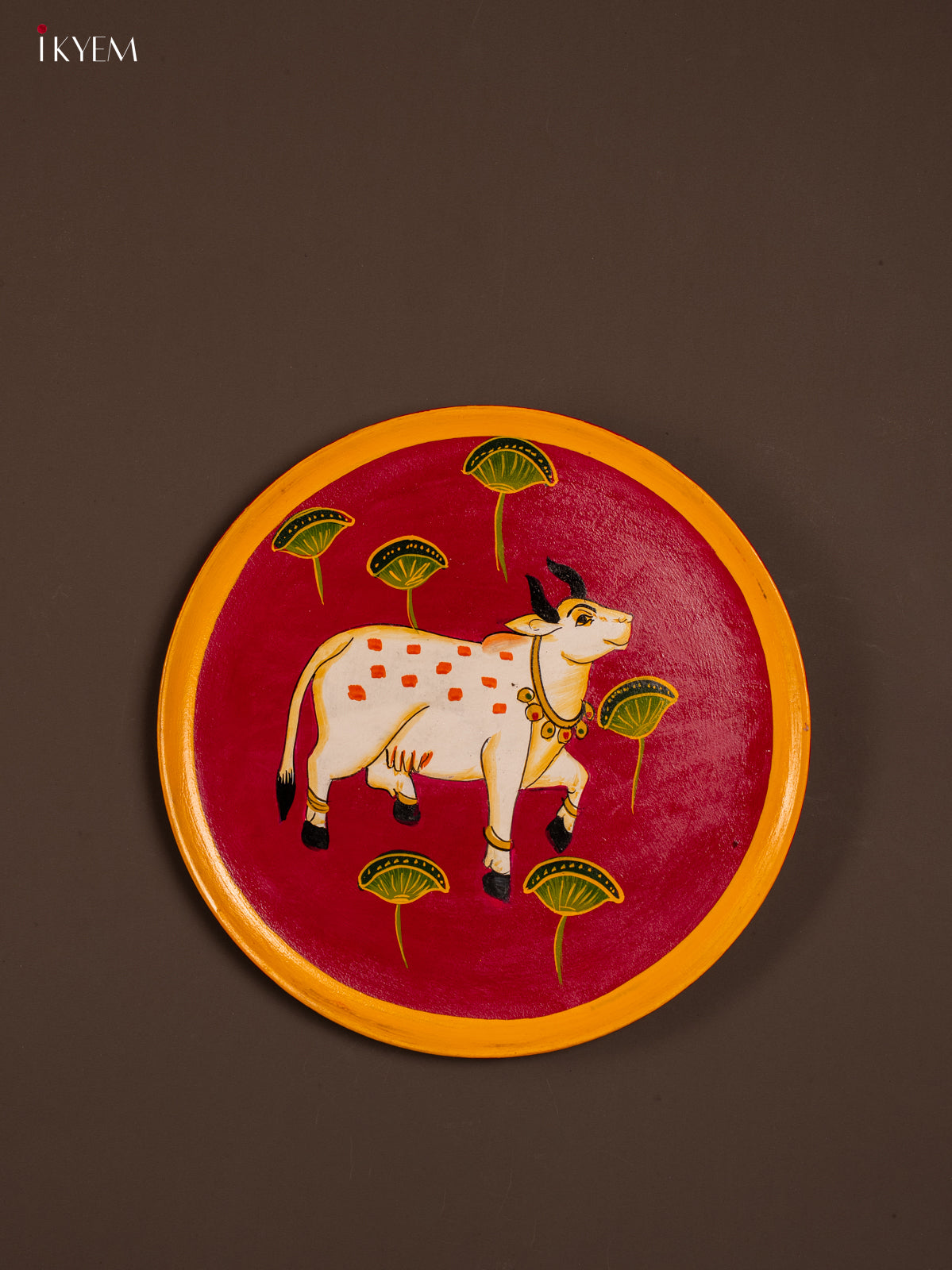 Wooden Hand painted Wall Hanging Plate - Cow - KE31139