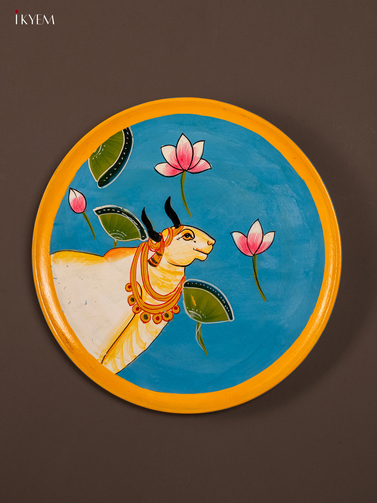 Wooden Hand painted Wall Hanging Plate - Cow - KE31141