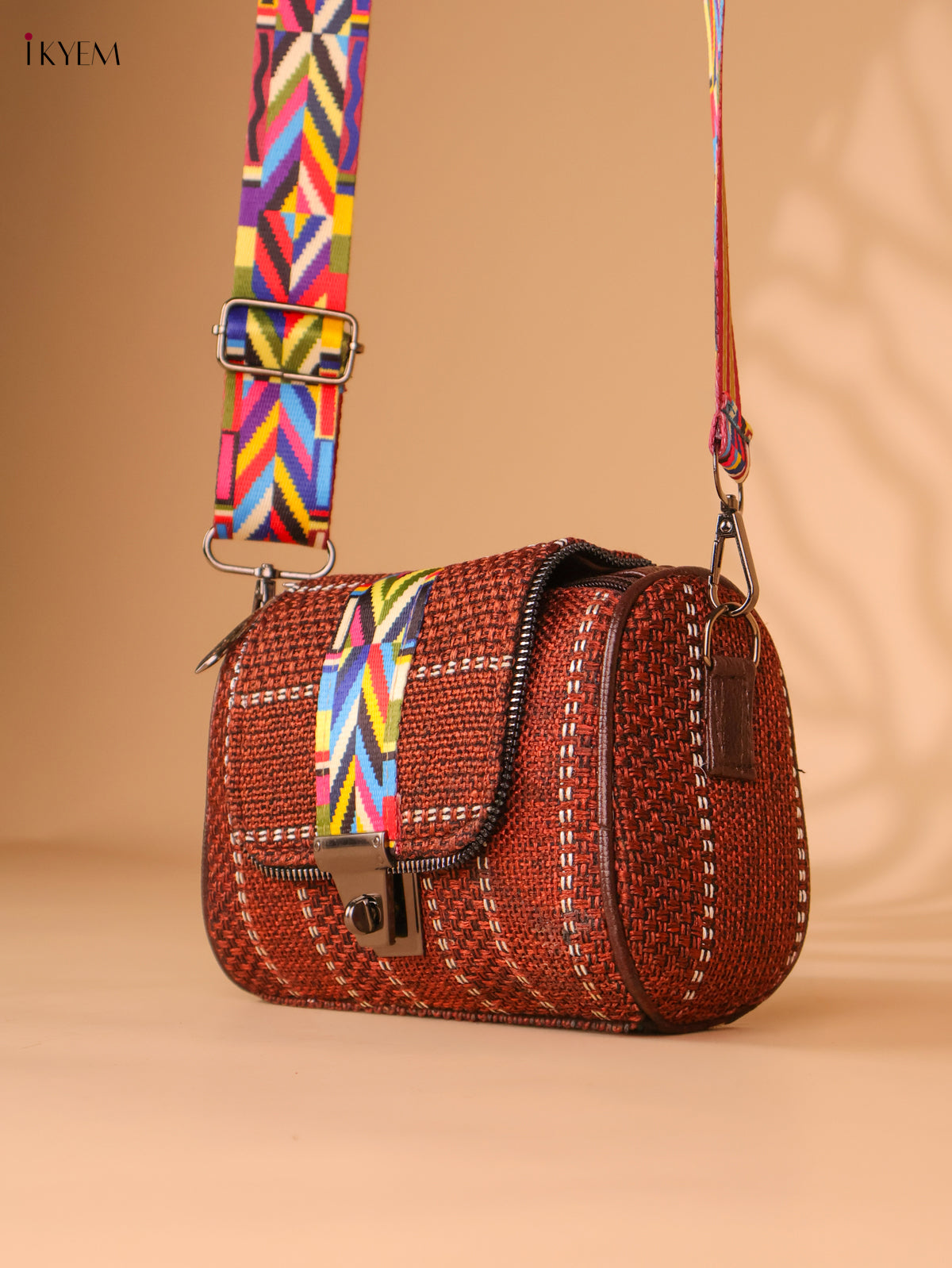 Printed sling bag - Maroon